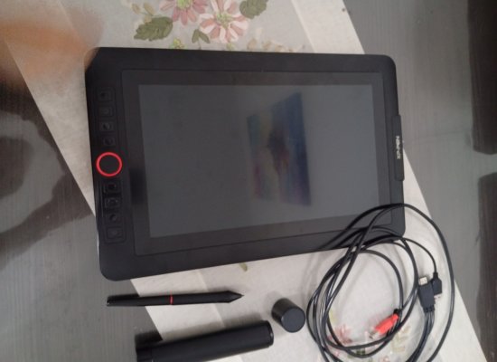 Temiz kutusunda çizim tableti