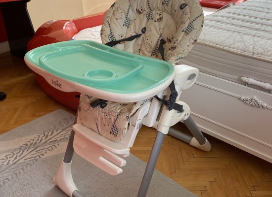 E bebek Joie marka mama sandalyesi