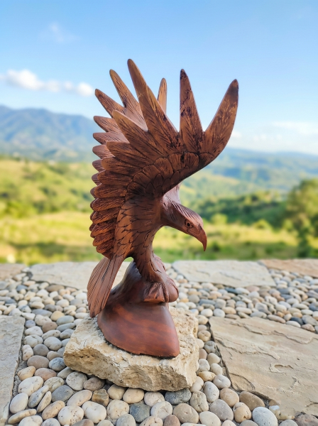 El İşçiliği Ahşap Görünümlü Kartal Heykeli - Vintage Dekoratif Obje