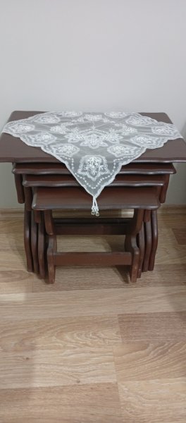 Çizik kırık yok dörtlü zigon sehpa takımı