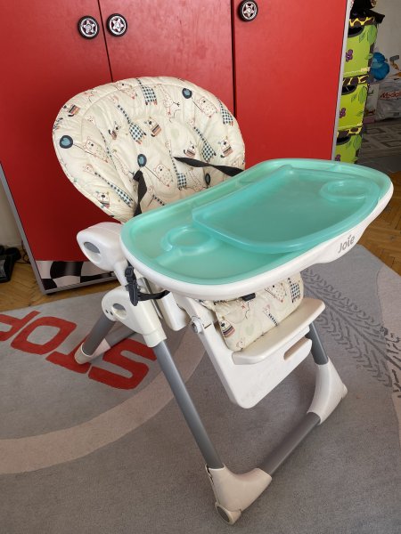 E bebek Joie marka mama sandalyesi