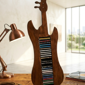 Formunda Özel Tasarım Ahşap CD/DVD Standı – Müzikseverlere Özel